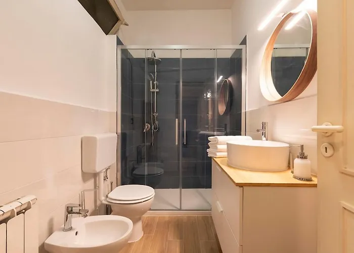 7 Min To Colosseum, Smart Tv, Full Kitchen *