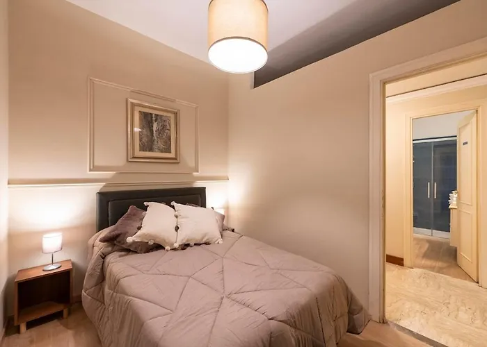 7 Min To Colosseum, Smart Tv, Full Kitchen